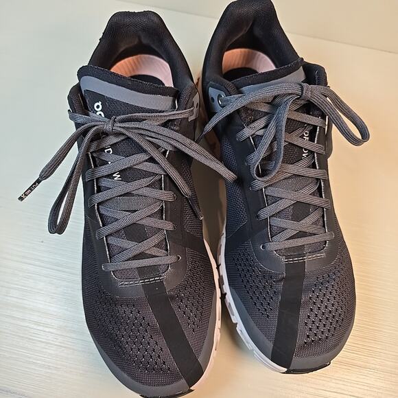 On Cloud Womens Swiss Running Athletic Shoes Cloudtec Helion Gray Size 8 - Picture 10 of 13